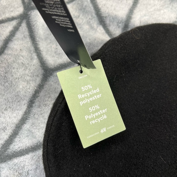 H&M Divided Cartoon Network The Powerpuff Girls Embroidered Black Beret NWT Y - Picture 6 of 8